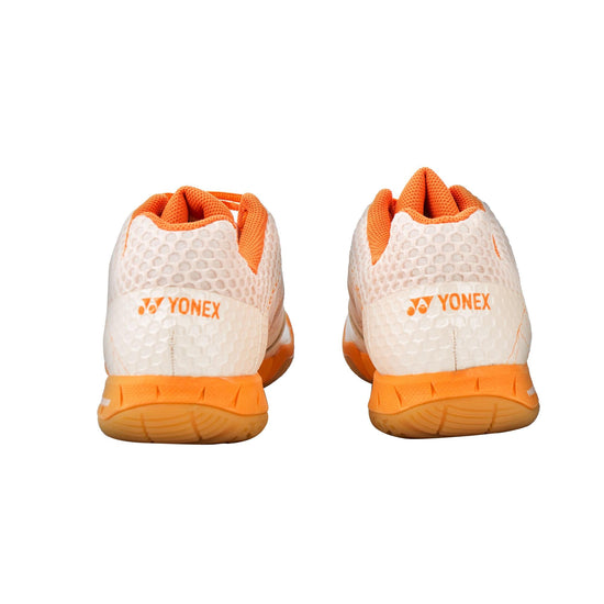 PALE ORANGE