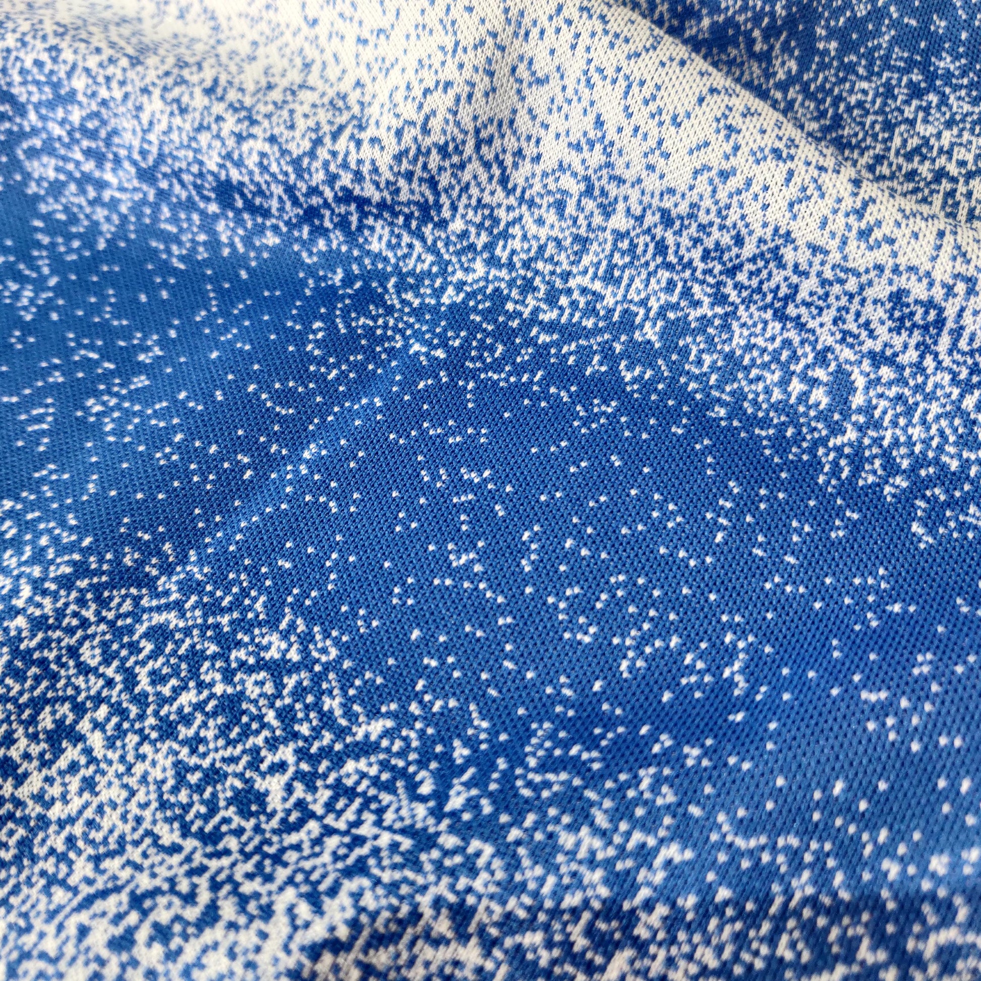 BLUE/WHITE