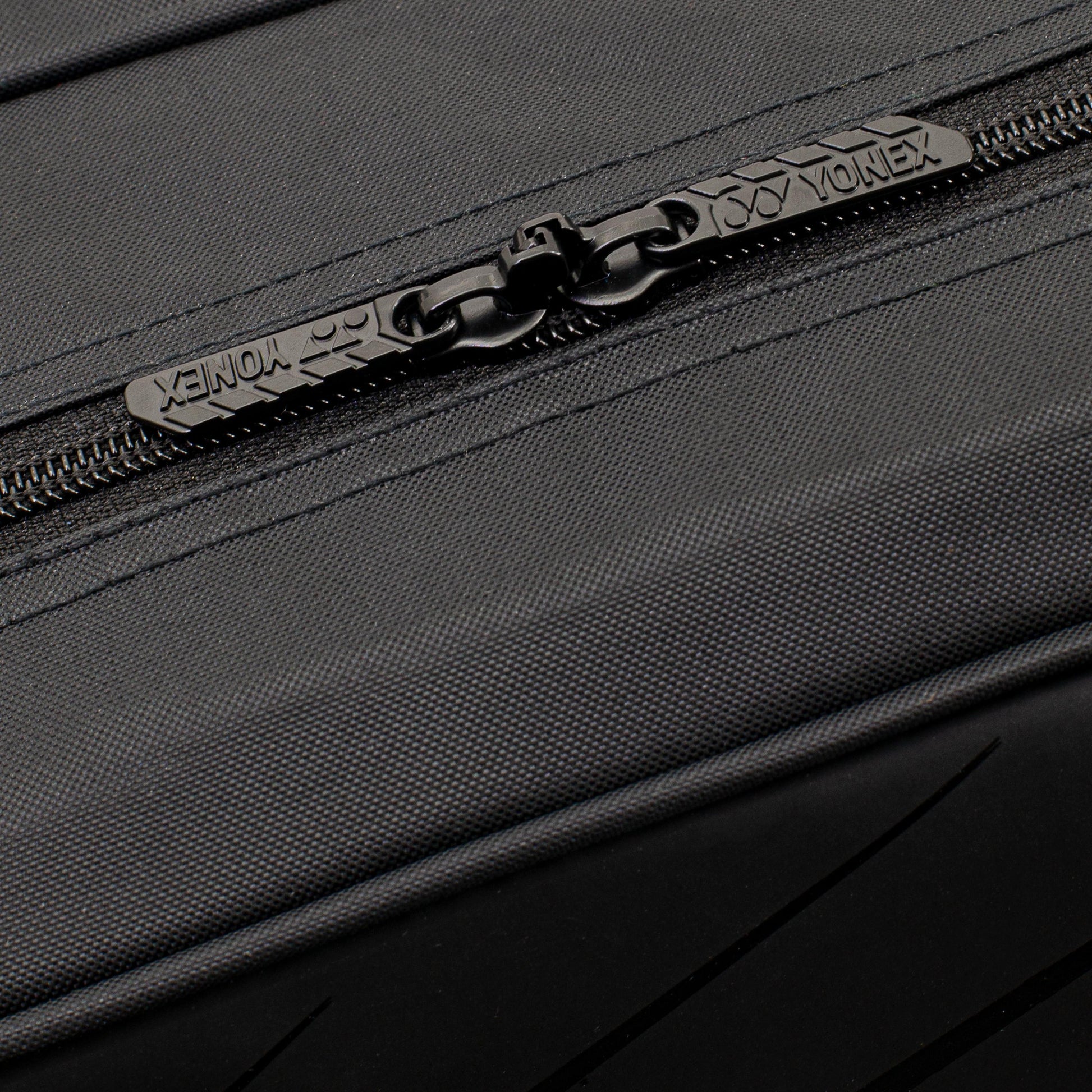 BLACK/CERAMIC